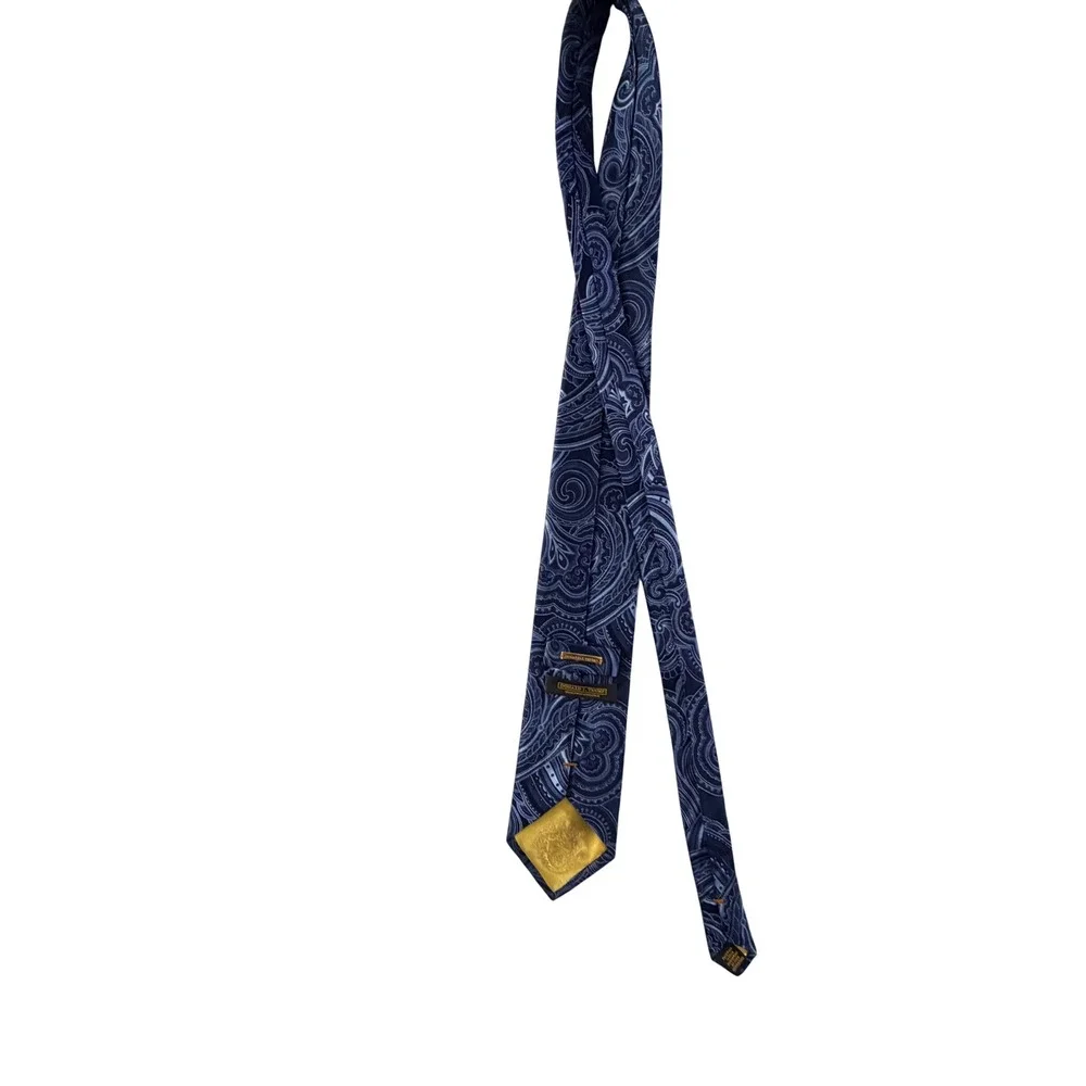 Donald J Trump Signature Collection Mens Silk Paisley Necktie Blue